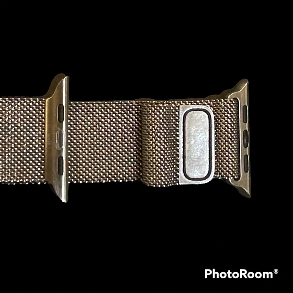 42 mm Silver Milanese Loop Apple Watch Stainless Steel - Picture 5 of 9